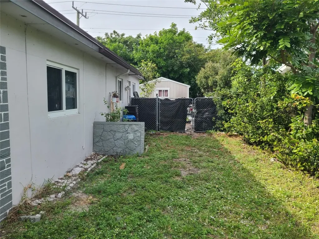 4711 N Andrews Avenue Fort Lauderdale FL 33309