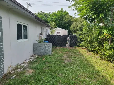 4711 N Andrews Avenue Fort Lauderdale FL 33309