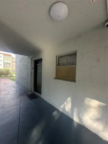 2800 Somerset Drive Lauderdale Lakes FL 33311