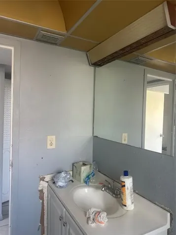 2800 Somerset Drive Lauderdale Lakes FL 33311