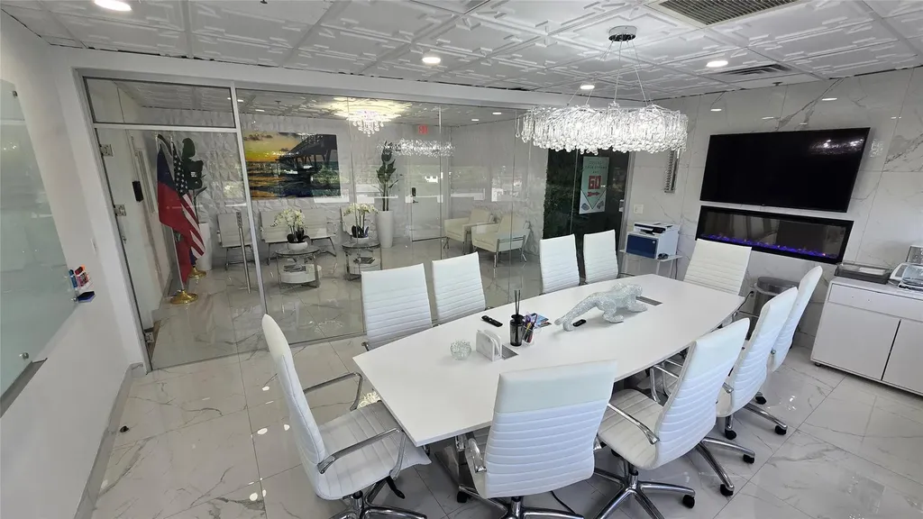 2455 E Sunrise Boulevard Fort Lauderdale FL 33304