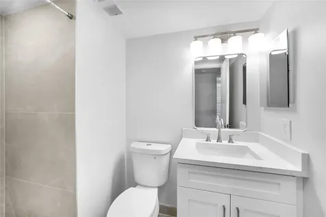 21905 Lake Forest Circle Boca Raton FL 33433