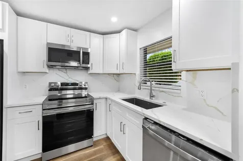 21905 Lake Forest Circle Boca Raton FL 33433