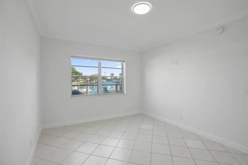 2201 SE 9th Street Pompano Beach FL 33062