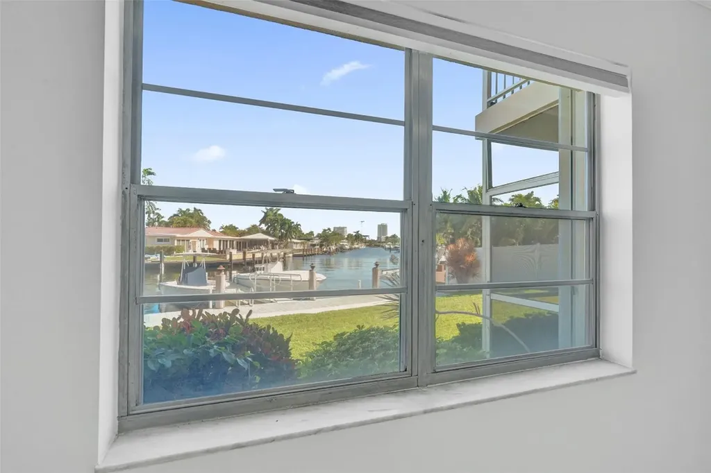 2201 SE 9th Street Pompano Beach FL 33062