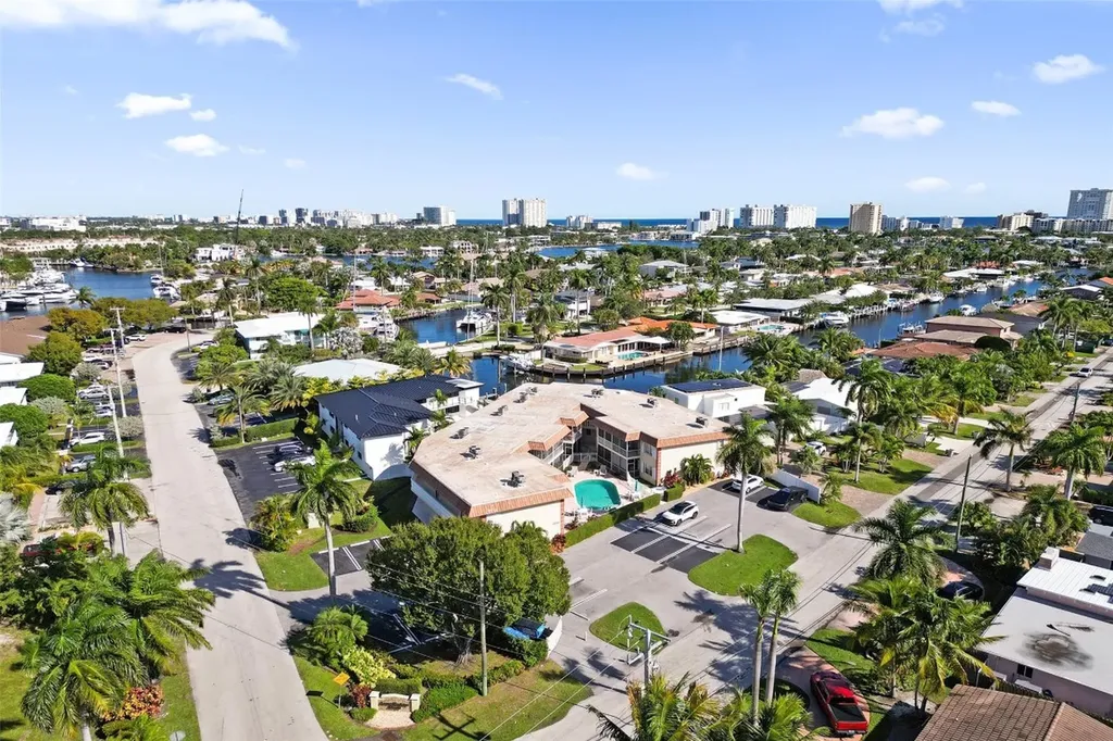 2201 SE 9th Street Pompano Beach FL 33062