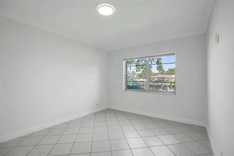 2201 SE 9th Street Pompano Beach FL 33062