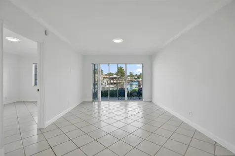 2201 SE 9th Street Pompano Beach FL 33062