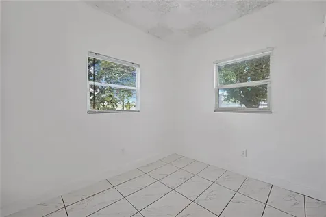1114 NW 39th Street Miami FL 33127