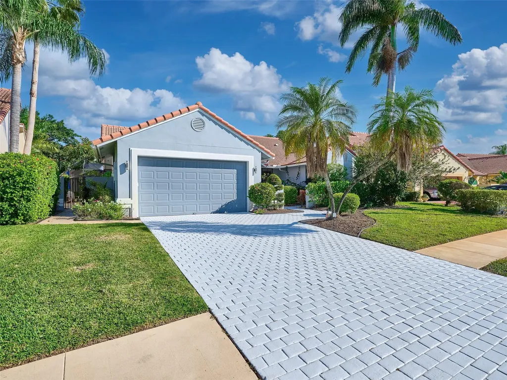 19284 Cherry Hills Terrace Boca Raton FL 33498