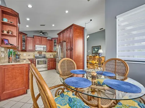 19284 Cherry Hills Terrace Boca Raton FL 33498