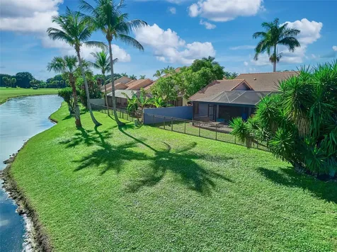 19284 Cherry Hills Terrace Boca Raton FL 33498