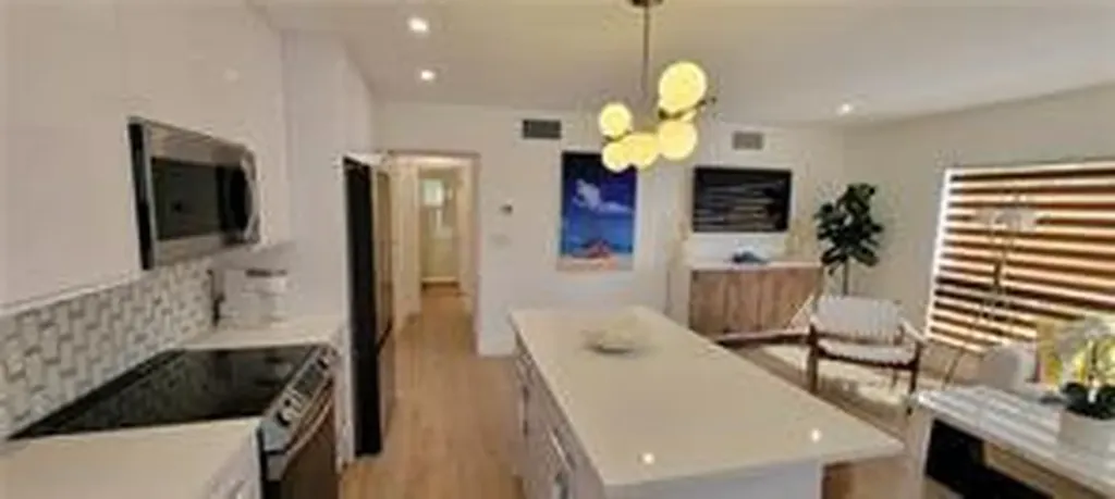 915 Intracoastal Drive Fort Lauderdale FL 33304