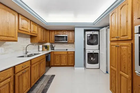 3200 Port Royale Drive Fort Lauderdale FL 33308