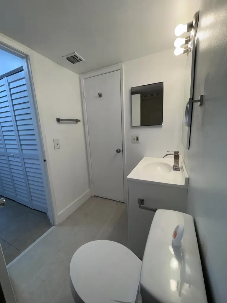 9968 Nob Hill Lane Sunrise FL 33351