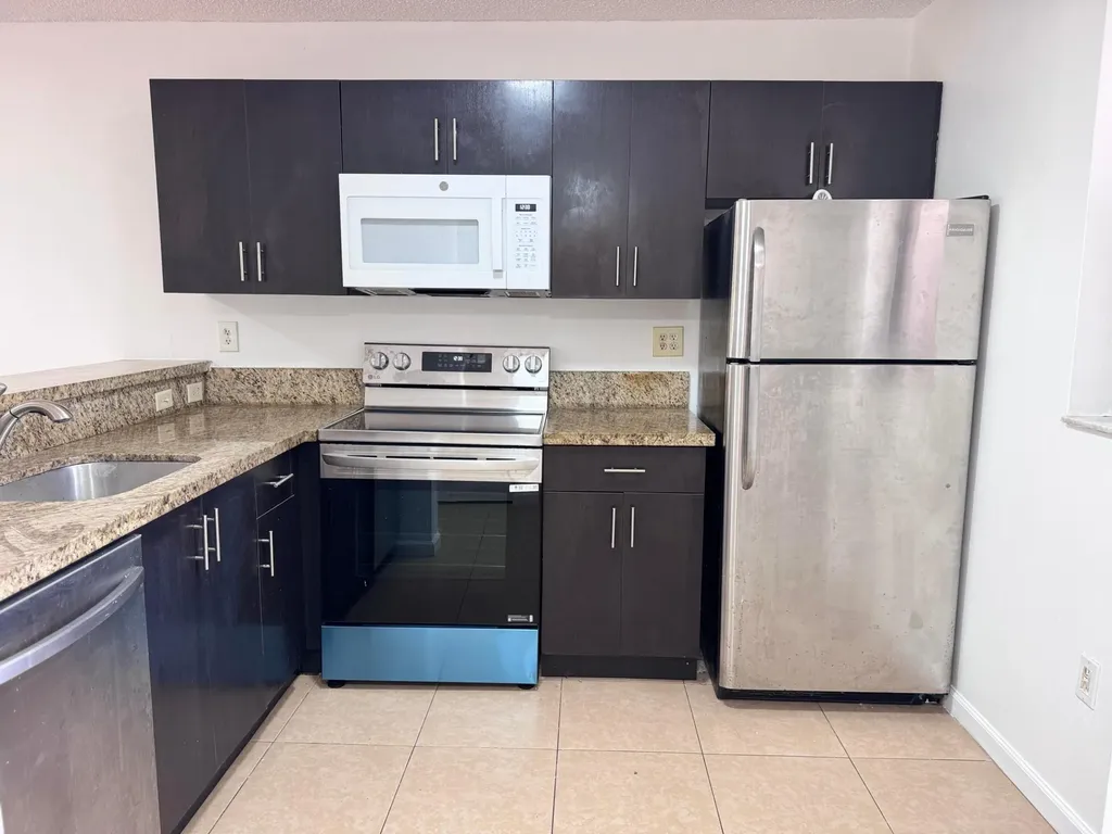 9968 Nob Hill Lane Sunrise FL 33351