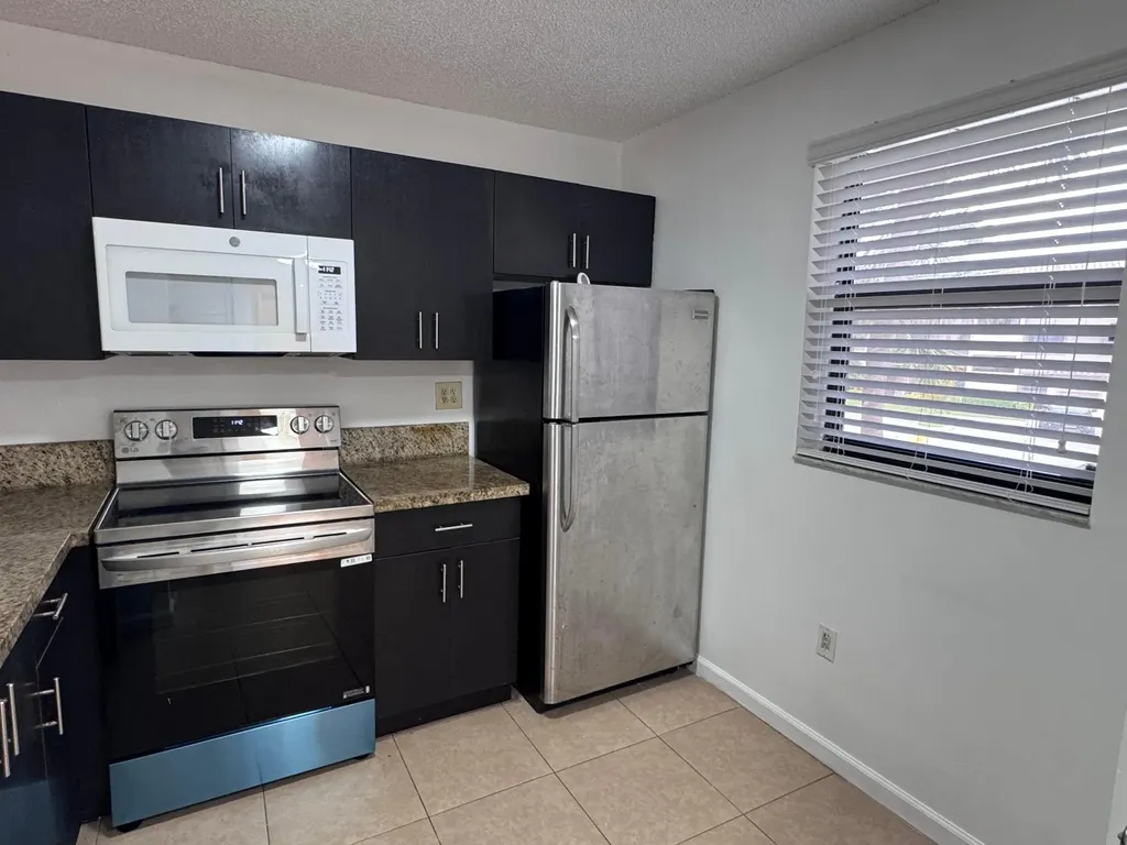9968 Nob Hill Lane Sunrise FL 33351