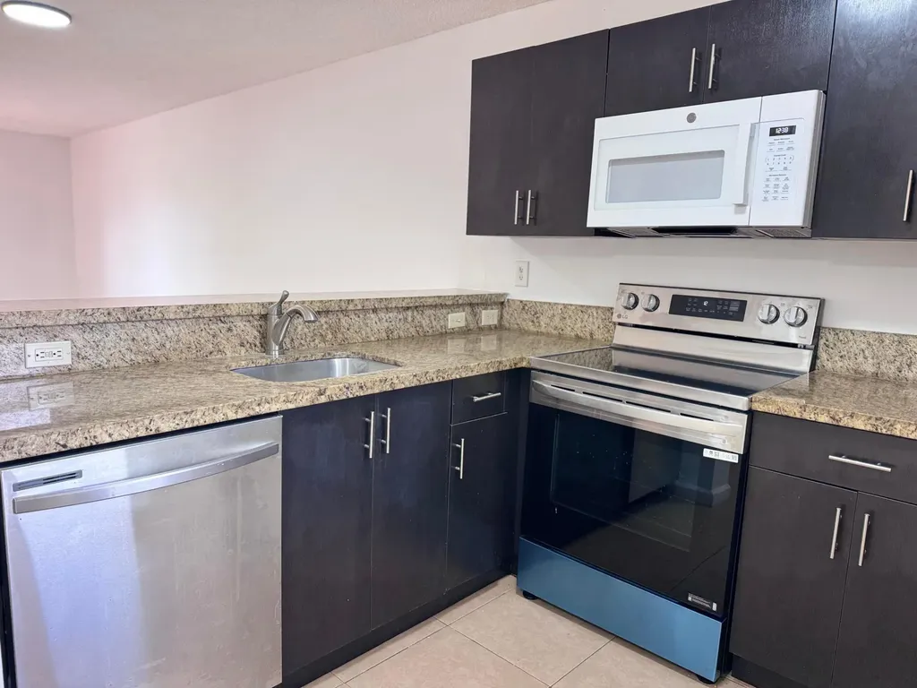 9968 Nob Hill Lane Sunrise FL 33351