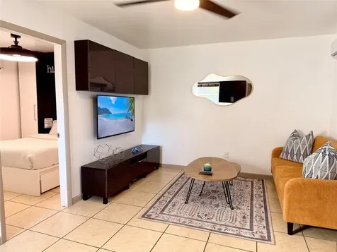 511 NE 161st Street Miami FL 33162