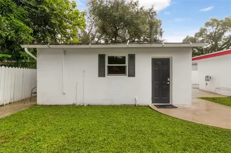 511 NE 161st Street Miami FL 33162