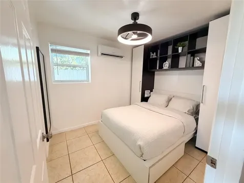 511 NE 161st Street Miami FL 33162
