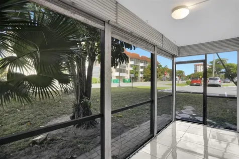Lauderhill FL 33319