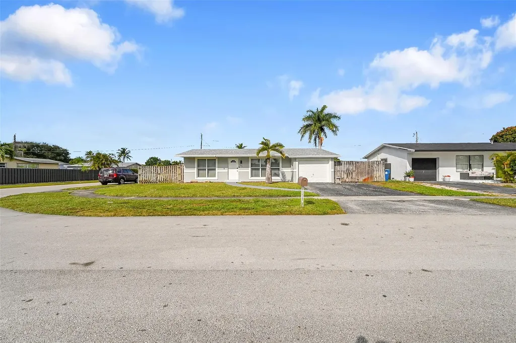 9661 NW 24th Place Sunrise FL 33322