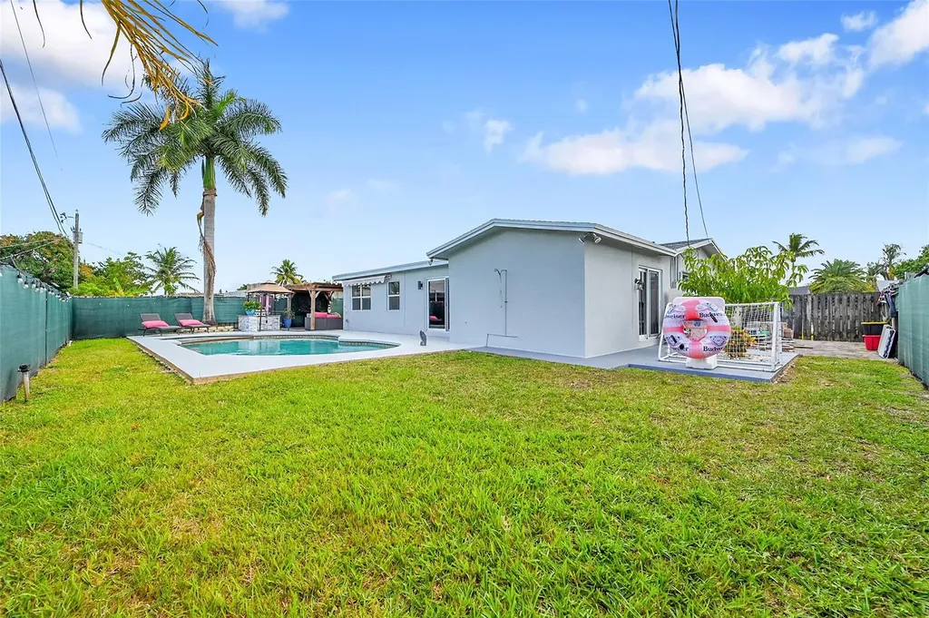 9661 NW 24th Place Sunrise FL 33322