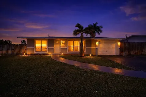 9661 NW 24th Place Sunrise FL 33322