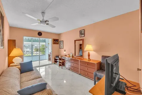 4037 Swansea B Deerfield Beach FL 33442