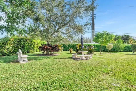 4037 Swansea B Deerfield Beach FL 33442