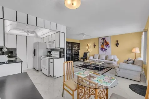 4037 Swansea B Deerfield Beach FL 33442