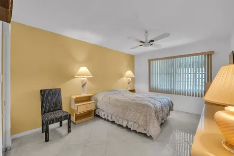 4037 Swansea B Deerfield Beach FL 33442
