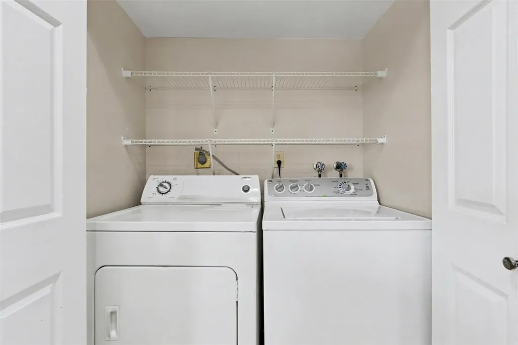 1874 SW 81st Lane Davie FL 33324
