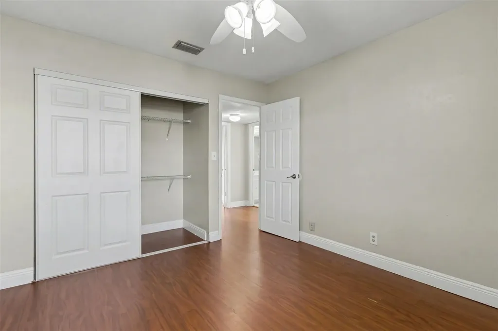 1874 SW 81st Lane Davie FL 33324