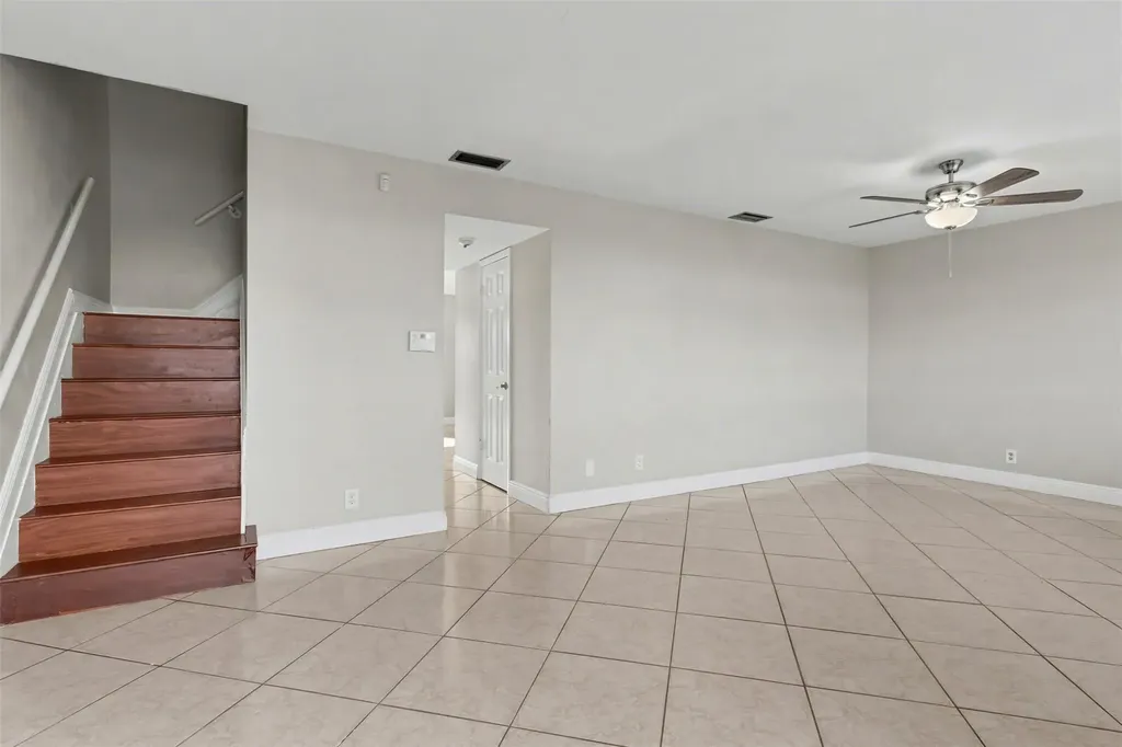 1874 SW 81st Lane Davie FL 33324