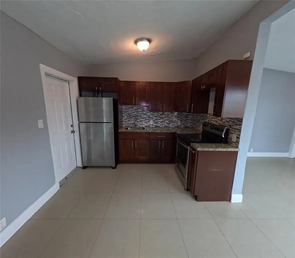 1365 11th Street West Palm Beach FL 33401
