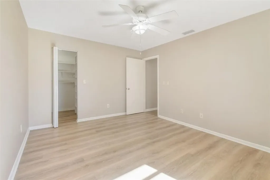 516 SW Buswell Avenue Port St Lucie FL 34983