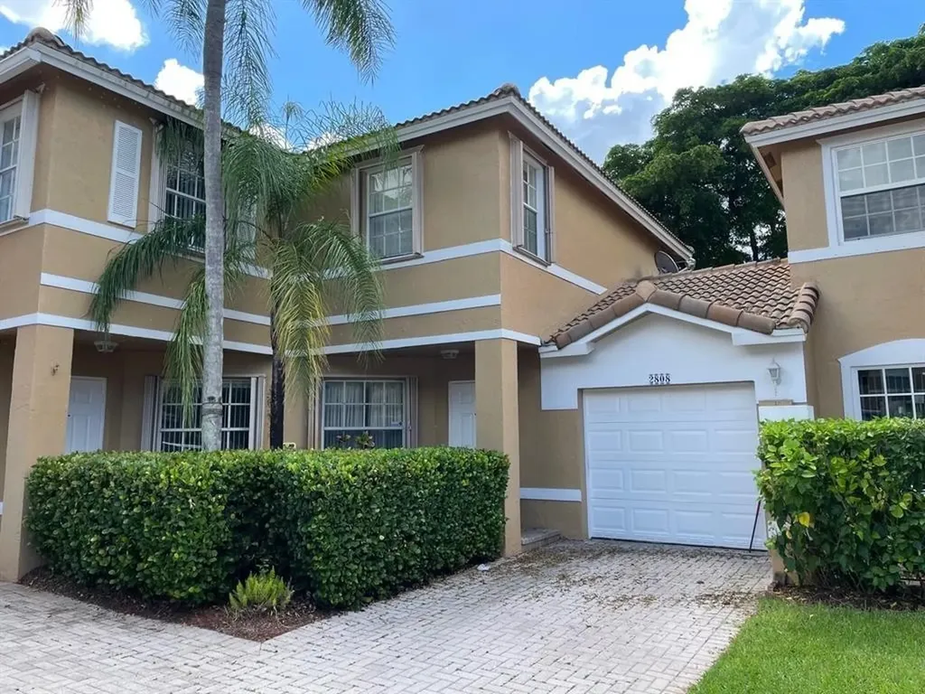 2808 NW 99th Terrace Sunrise FL 33322