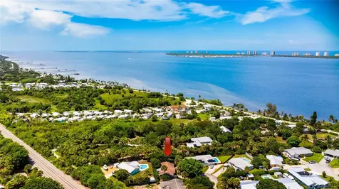 4646 NE Dudley Circle Jensen Beach FL 34957