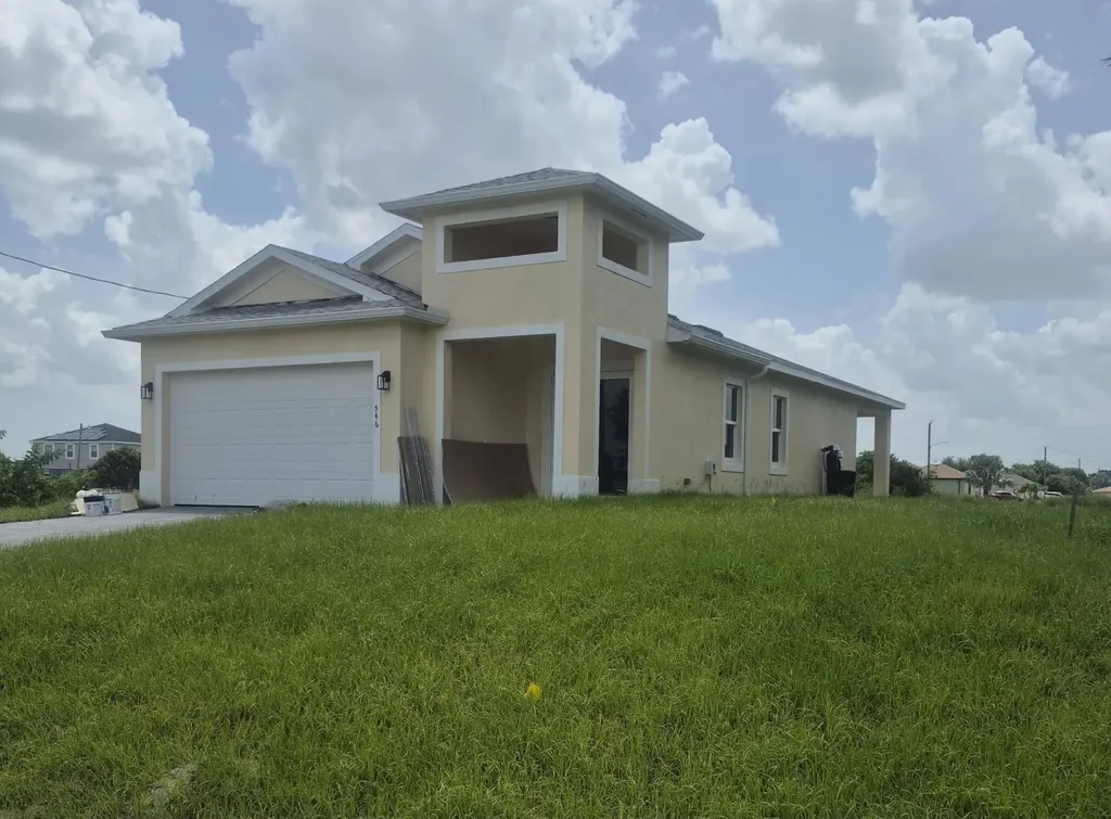 546 Pachman Circle Lehigh Acres FL 33974