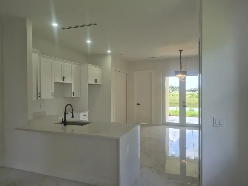 546 Pachman Circle Lehigh Acres FL 33974