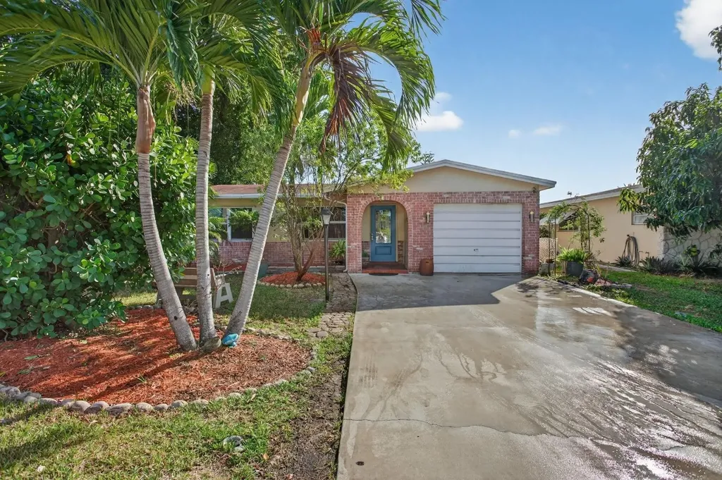 910 NW 49th Court Deerfield Beach FL 33064