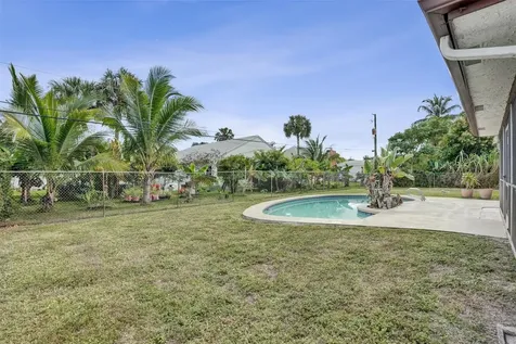 65 W Palm Drive Margate FL 33063