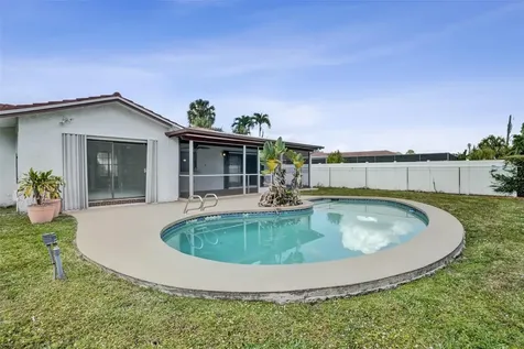 65 W Palm Drive Margate FL 33063