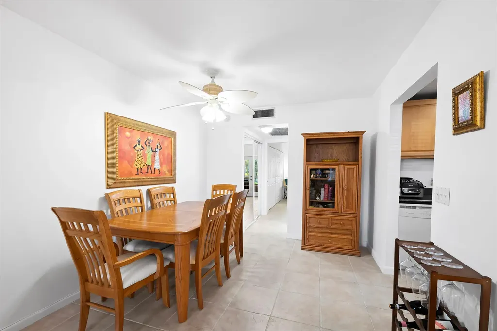 1111 Cambridge Deerfield Beach FL 33442