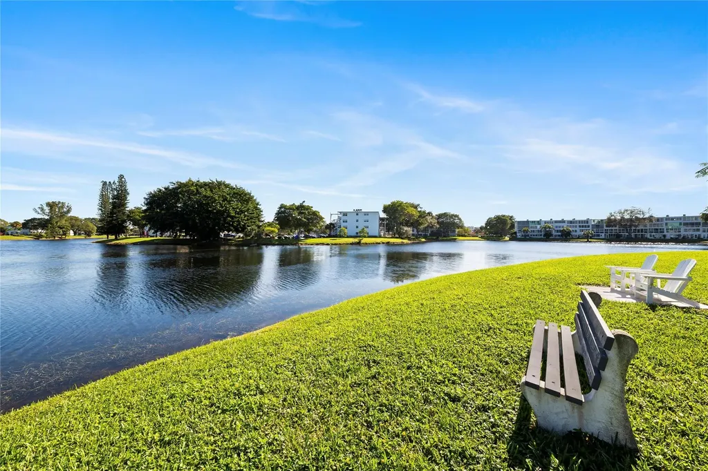 1111 Cambridge Deerfield Beach FL 33442