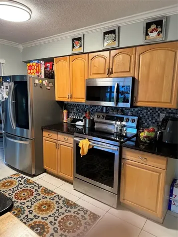 7002 NW 93rd Avenue Tamarac FL 33321