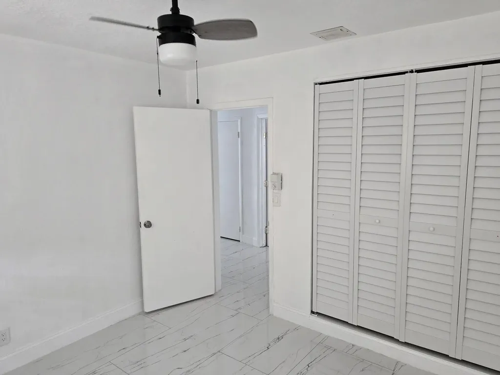 511 N 65th Avenue Hollywood FL 33024