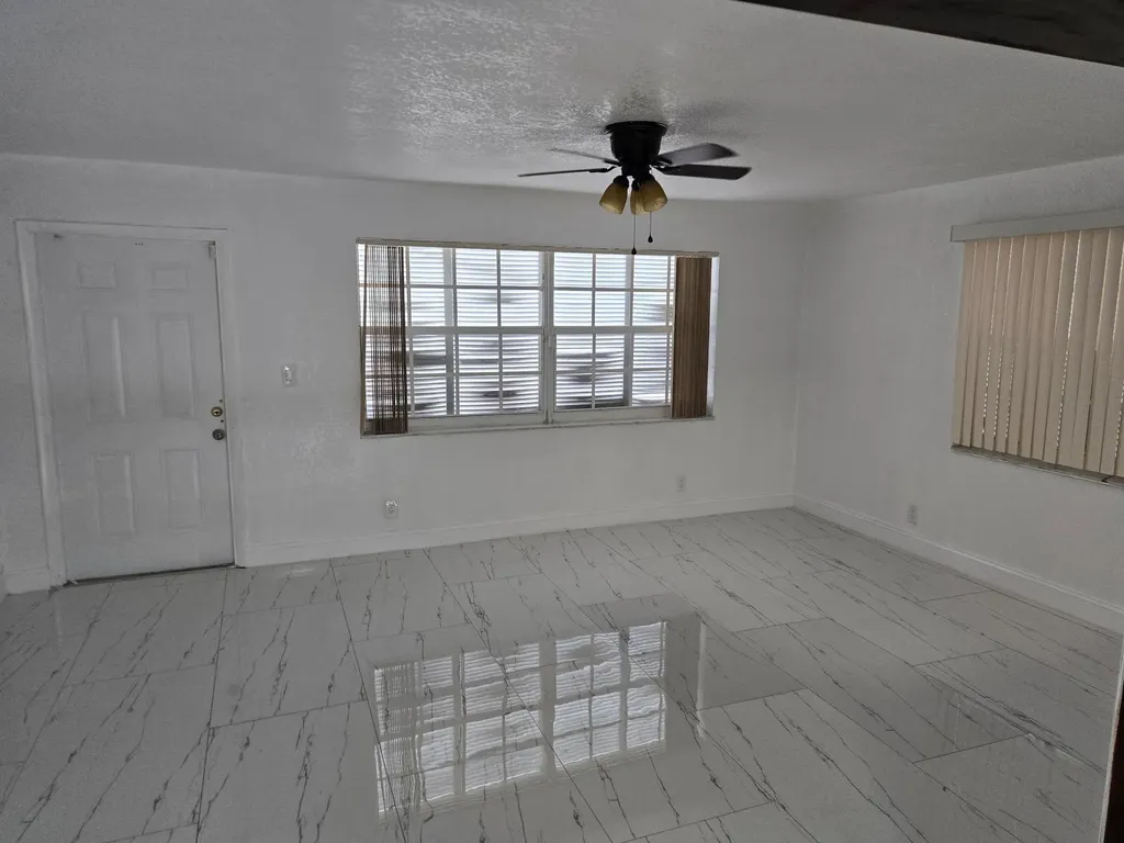 511 N 65th Avenue Hollywood FL 33024